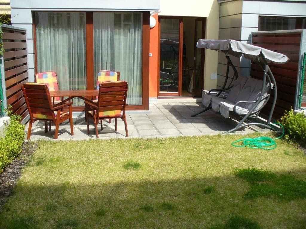 Garden Apartment With Garage In Central 布拉格 外观 照片