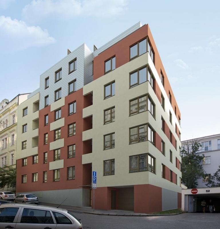 Garden Apartment With Garage In Central 布拉格 外观 照片